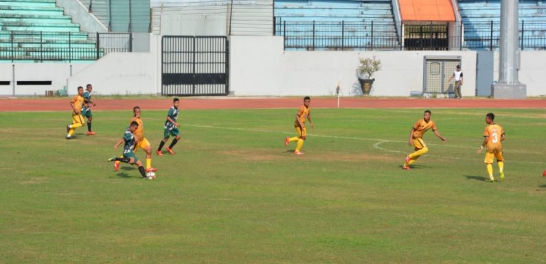 Prada Anton Kanastakin Pencetak Gol Kemenangan Tim Sepak Bola Kodam XVII/Cen