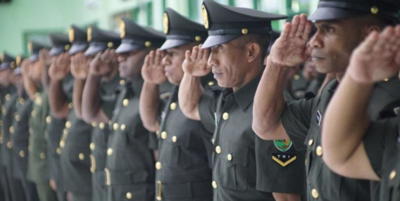 UPACARA PENUTUPAN PENDIDIKAN PEMBENTUKAN BINTARA KHUSUS BABINSA